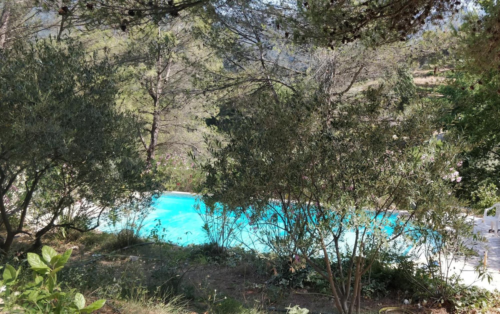 Villa CIGALONS en pleine pinède + PISCINE chauffée Auriol Extérieur photo