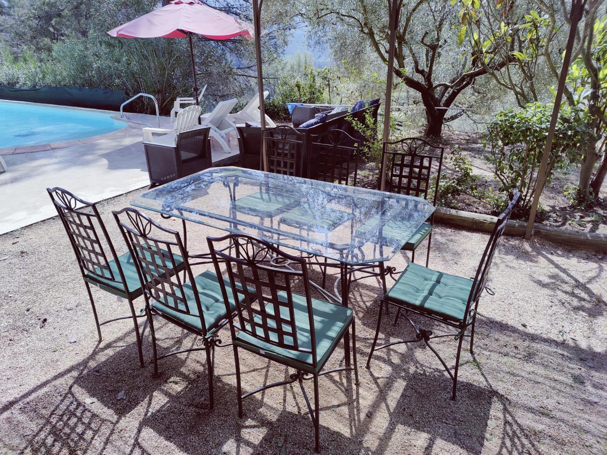 Villa CIGALONS en pleine pinède + PISCINE chauffée Auriol Extérieur photo